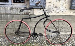 Exposition de vélos anciens